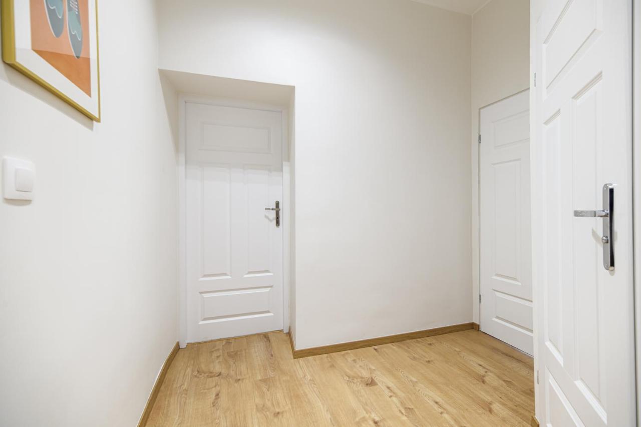 Native Apartments Zulawskiego 8 Krakow Ngoại thất bức ảnh